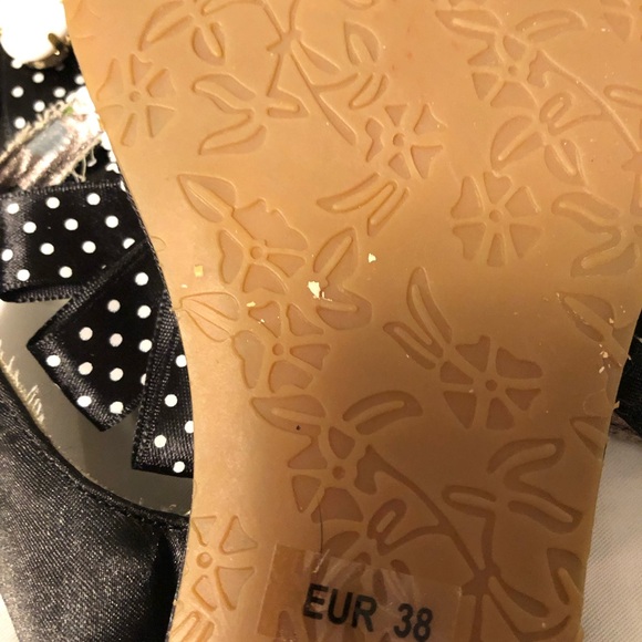 Poetic Licence London Sandals - Picture 8 of 8